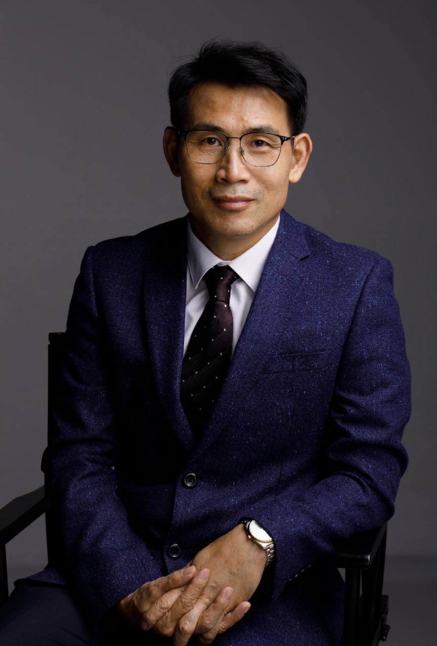 Mr.Vincent Lim